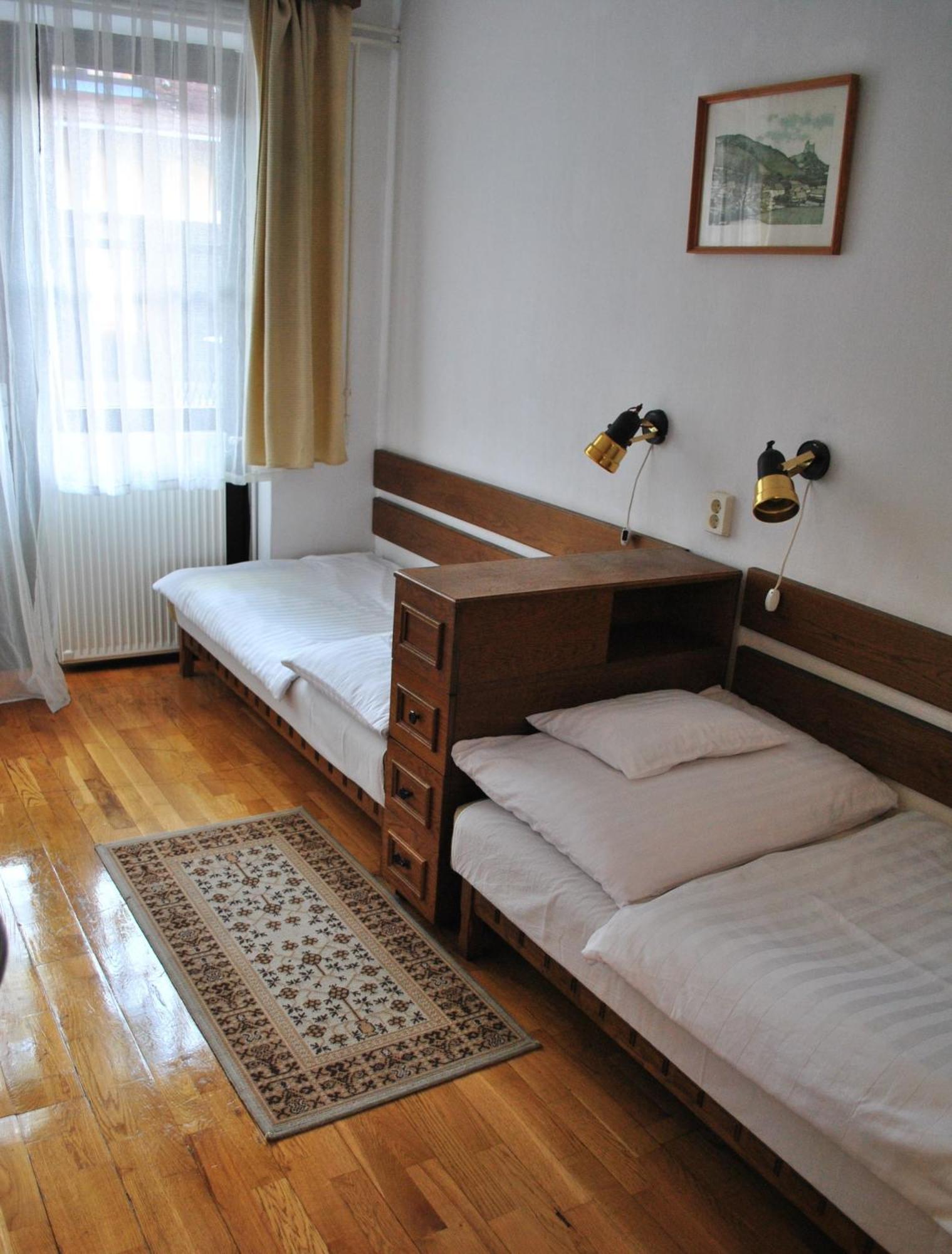 Harmonia Apartmanhaz Balatonlelle Zimmer foto